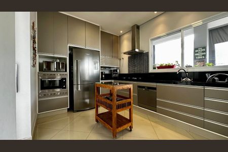 Casa de condomínio à venda com 227m², 3 quartos e 4 vagasFoto 47