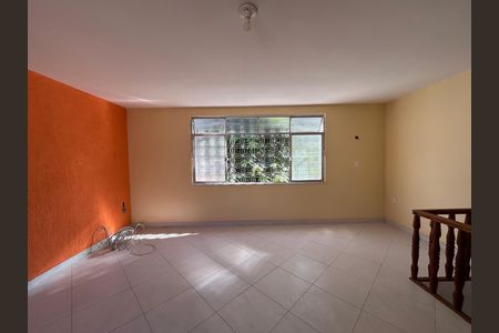 Casa para alugar com 95m², 2 quartos e sem vagaSala