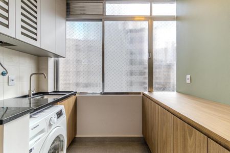 Apartamento à venda com 110m², 3 quartos e 1 vagaÁrea de Serviço