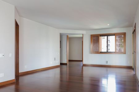 Apartamento à venda com 330m², 5 quartos e 5 vagas Apartamento à venda com 330m², 5 quartos e 5 vagasSala