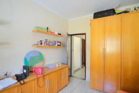 Casa para alugar com 136m², 2 quartos e 3 vagasQuarto 2