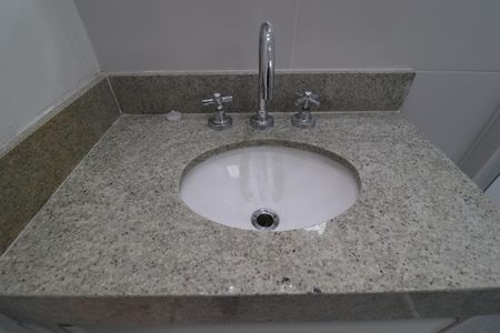Apartamento para alugar com 58m², 2 quartos e 1 vagaBanheiro Quarto 1 