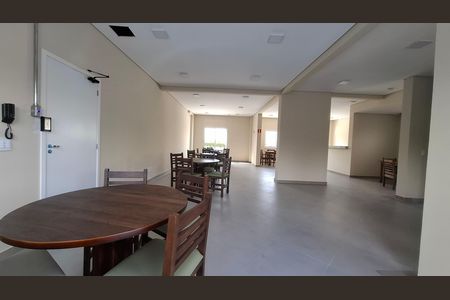 Apartamento para alugar com 58m², 2 quartos e 1 vaga Apartamento para alugar com 58m², 2 quartos e 1 vagaÁrea comum - Salão de festas