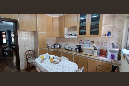 Casa à venda com 80m², 2 quartos e 1 vaga Casa à venda com 80m², 2 quartos e 1 vagaCopa