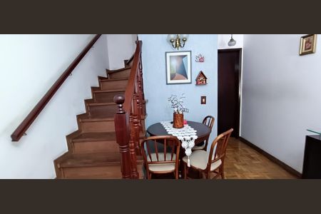 Casa à venda com 80m², 2 quartos e 1 vaga Casa à venda com 80m², 2 quartos e 1 vagaSala