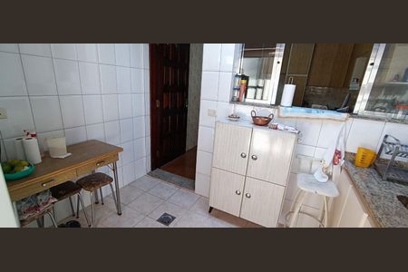 Casa à venda com 80m², 2 quartos e 1 vaga Casa à venda com 80m², 2 quartos e 1 vagaCozinha