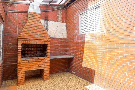 Casa à venda com 185m², 4 quartos e 2 vagas Casa à venda com 185m², 4 quartos e 2 vagasQuintal