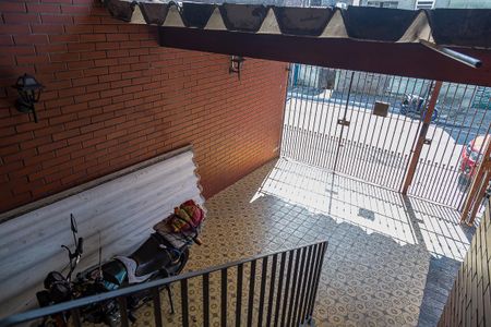 Casa à venda com 185m², 4 quartos e 2 vagas Casa à venda com 185m², 4 quartos e 2 vagasHall de Entrada