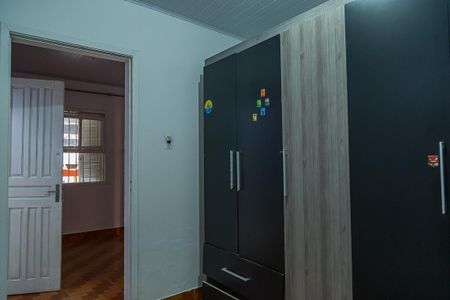 Casa à venda com 185m², 4 quartos e 2 vagas Casa à venda com 185m², 4 quartos e 2 vagasQuarto 2