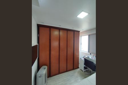 Apartamento à venda com 70m², 3 quartos e 1 vagaQuarto 2