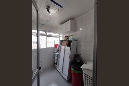 Apartamento à venda com 70m², 3 quartos e 1 vagaÁrea de serviço