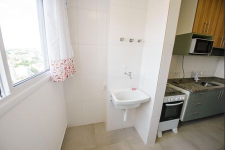 Apartamento para alugar com 75m², 2 quartos e 1 vagaÁrea de Serviço