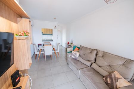 Apartamento para alugar com 75m², 2 quartos e 1 vagaSala