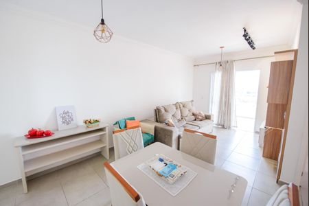 Apartamento para alugar com 75m², 2 quartos e 1 vagaSala