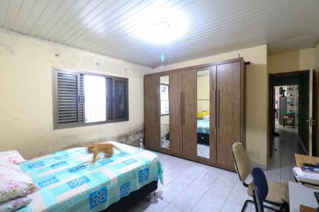 Casa à venda com 150m², 2 quartos e 2 vagasSuíte