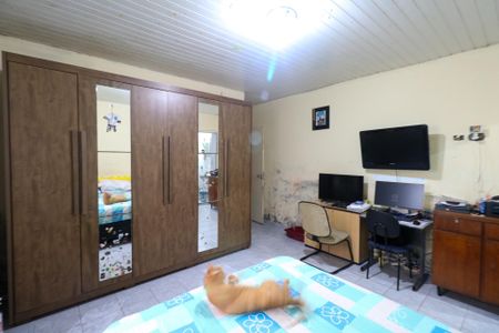 Casa à venda com 150m², 2 quartos e 2 vagasSuíte