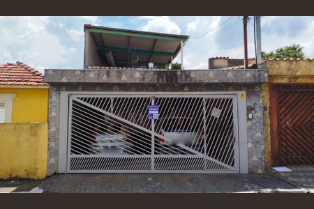 Casa à venda com 150m², 2 quartos e 2 vagasFachada