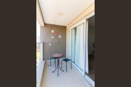 Apartamento à venda com 60m², 2 quartos e 1 vaga Apartamento à venda com 60m², 2 quartos e 1 vagaVaranda