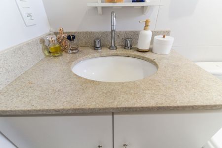 Apartamento à venda com 60m², 2 quartos e 1 vaga Apartamento à venda com 60m², 2 quartos e 1 vagaBanheiro Da Suíte