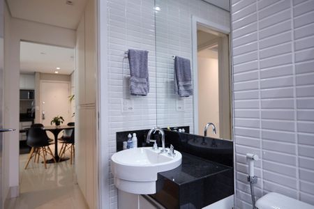 Apartamento à venda com 47m², 1 quarto e 2 vagas Apartamento à venda com 47m², 1 quarto e 2 vagasBanheiro