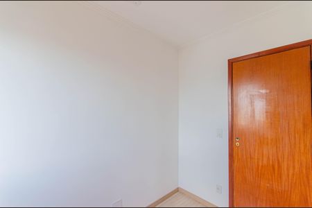 Apartamento à venda com 72m², 3 quartos e 2 vagasQuarto 2