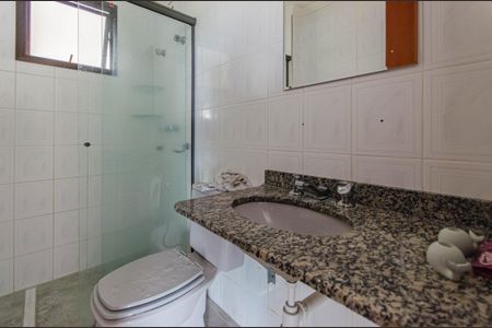Apartamento à venda com 72m², 3 quartos e 2 vagasBanheiro Social