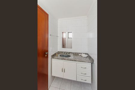 Apartamento à venda com 72m², 3 quartos e 2 vagasBanheiro da Suíte