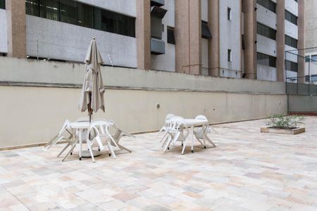 Apartamento à venda com 315m², 4 quartos e 2 vagas Apartamento à venda com 315m², 4 quartos e 2 vagasÁrea comum