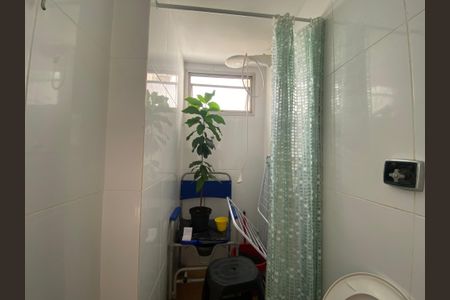 Apartamento à venda com 160m², 3 quartos e 2 vagasBanheiro de Serviço