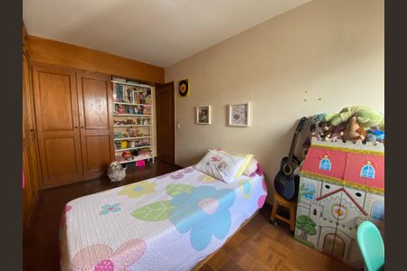 Apartamento à venda com 160m², 3 quartos e 2 vagasQuarto 3