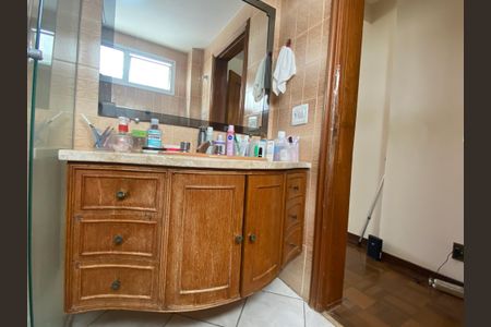 Apartamento à venda com 160m², 3 quartos e 2 vagasBanheiro 1