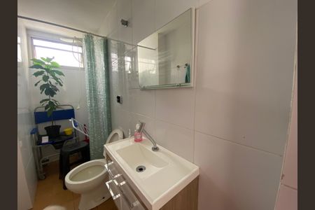 Apartamento à venda com 160m², 3 quartos e 2 vagasBanheiro de Serviço