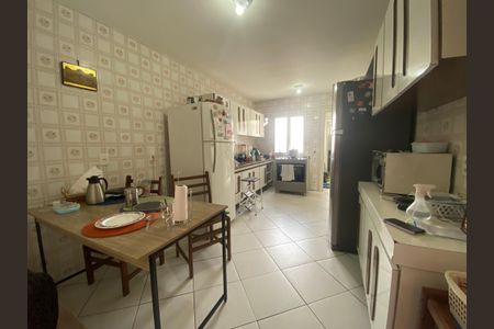 Apartamento à venda com 160m², 3 quartos e 2 vagasCozinha