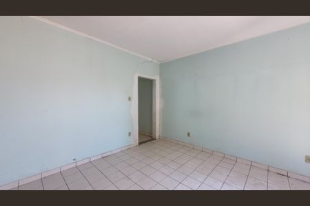 Casa à venda com 256m², 4 quartos e 3 vagas Casa à venda com 256m², 4 quartos e 3 vagasEdícula - Sala