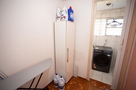 Apartamento à venda com 83m², 2 quartos e sem vagaÁREA DE SERVIÇO