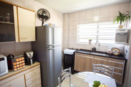 Apartamento à venda com 83m², 2 quartos e sem vagaCOZINHA