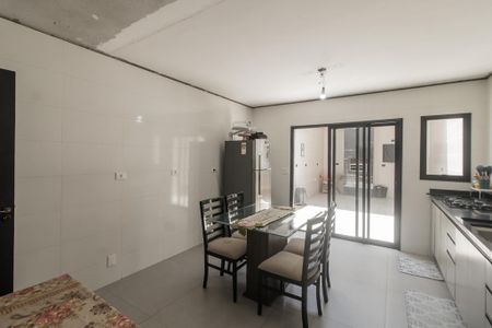 Casa à venda com 107m², 3 quartos e 1 vagaCozinha