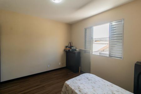 Casa à venda com 107m², 3 quartos e 1 vagaQuarto 1