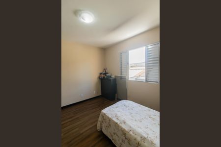 Casa à venda com 107m², 3 quartos e 1 vagaQuarto 1