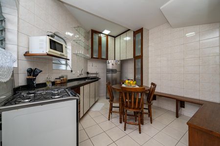 Casa para alugar com 91m², 2 quartos e 1 vaga Casa para alugar com 91m², 2 quartos e 1 vagaCozinha