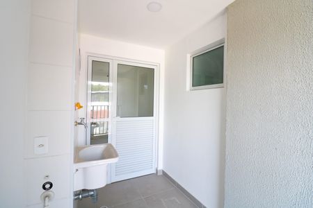 Apartamento para alugar com 79m², 3 quartos e 1 vagaÁrea de Serviço