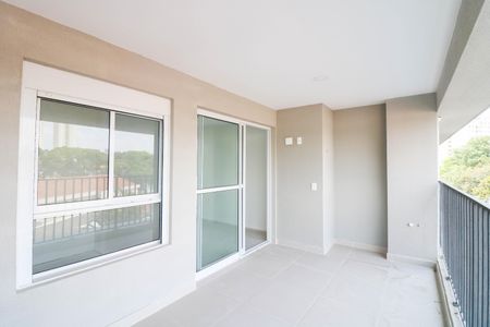 Apartamento para alugar com 79m², 3 quartos e 1 vagaVaranda