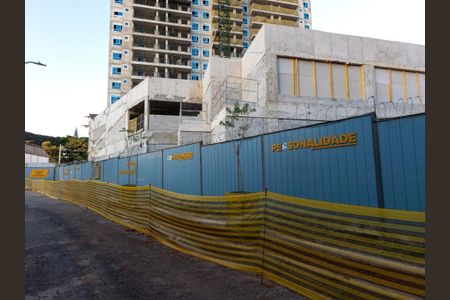 Apartamento à venda com 79m², 3 quartos e sem vaga