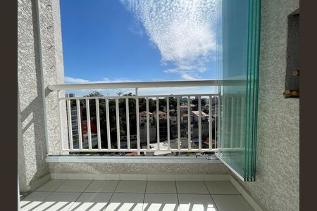 Apartamento para alugar com 62m², 2 quartos e 1 vaga Apartamento para alugar com 62m², 2 quartos e 1 vagaVaranda
