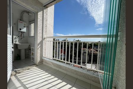 Apartamento para alugar com 62m², 2 quartos e 1 vaga Apartamento para alugar com 62m², 2 quartos e 1 vagaVaranda