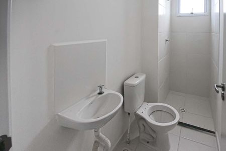 Apartamento para alugar com 32m², 2 quartos e sem vaga Apartamento para alugar com 32m², 2 quartos e sem vagaBanheiro