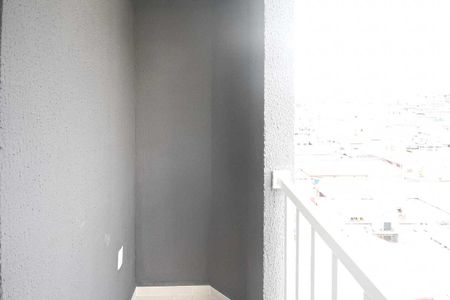 Apartamento para alugar com 32m², 2 quartos e sem vaga Apartamento para alugar com 32m², 2 quartos e sem vagaVaranda do Quarto 02