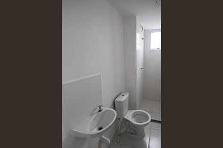 Apartamento para alugar com 32m², 2 quartos e sem vaga Apartamento para alugar com 32m², 2 quartos e sem vagaBanheiro