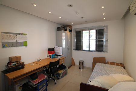 Casa à venda com 315m², 4 quartos e 8 vagasQuarto 3