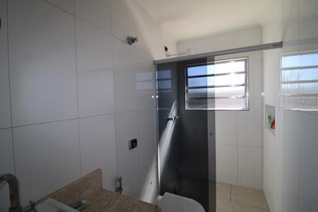 Casa à venda com 315m², 4 quartos e 8 vagasQuarto 1 - Banheiro